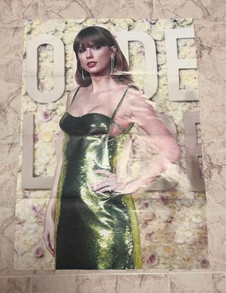 Pack Revistas Taylor Swift + Pósters y Fotos