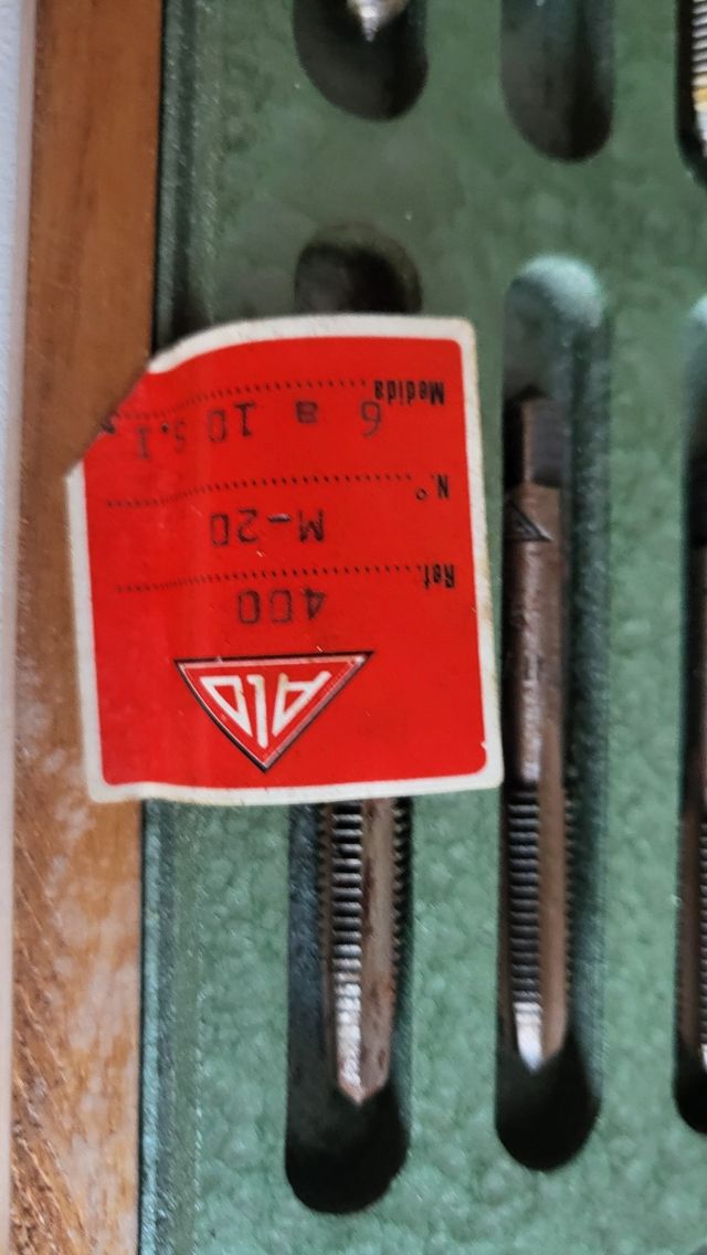 Juego de machos y terrajas