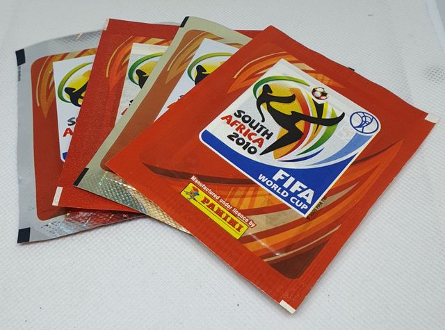 ⚽️ 4 SOBRES PANINI MUNDIAL SUDAFRICA 2010 DIFERENT