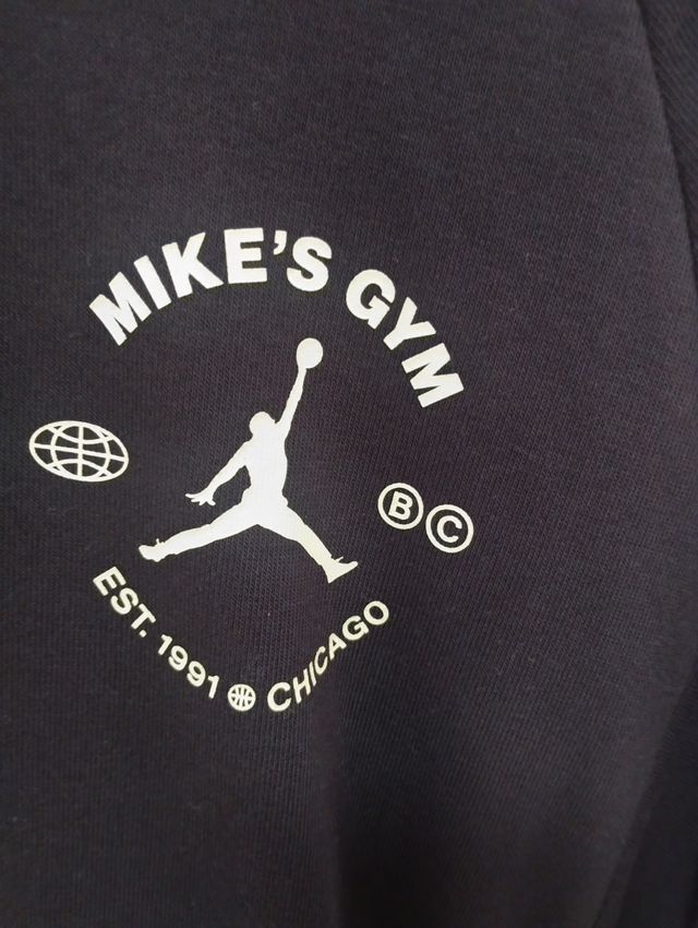 Sudadera Jordan Negra Mike's Gym