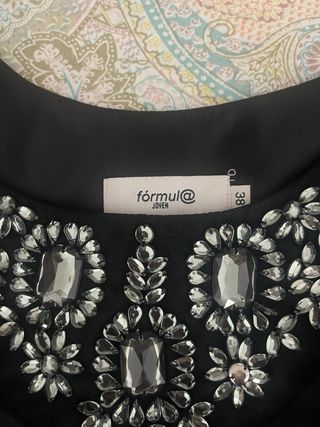 Vestido fiesta negro talla 38 con pedrería