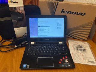 Lenovo Yoga 300 Portátil y pantalla táctil 