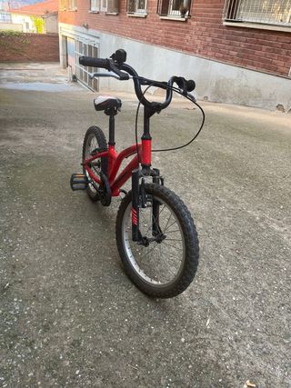 Bicicleta infantil roja Monty