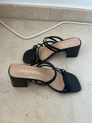 Sandalias Marypaz Tiras Tacón Negro Talla 36