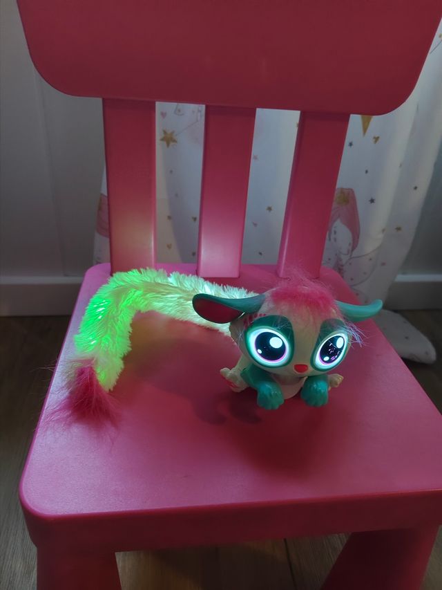 Peluche interativo Glimmer