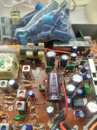 Radiocassette Sanyo M2800F