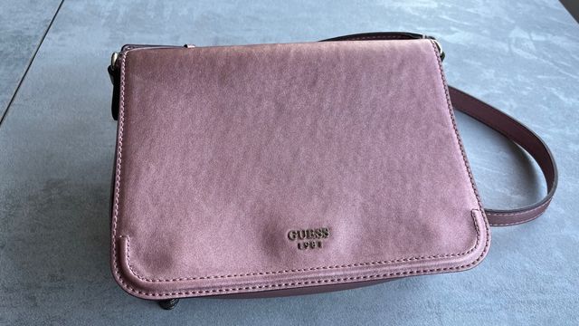 Bolso Guess Rosa
