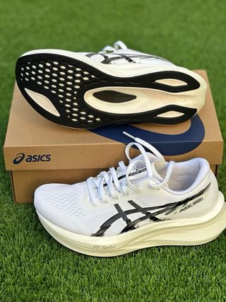 Asics Magic Speed 4 Mujer Blancas 