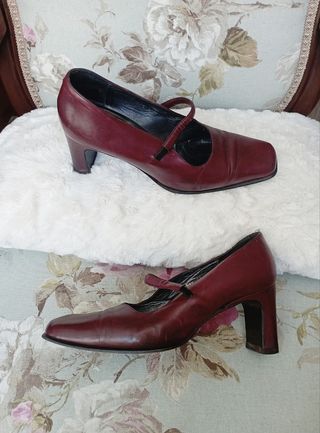 Zapatos tacón de piel 37