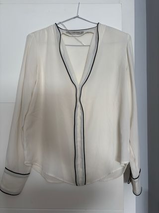 Camisa Zara Blanco Roto Ribete Negro