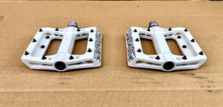Pedales Enduro DH Blancos
