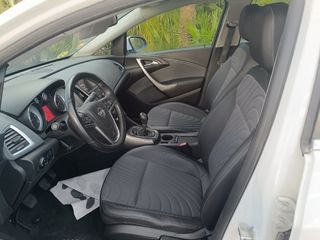 Opel Astra 2013