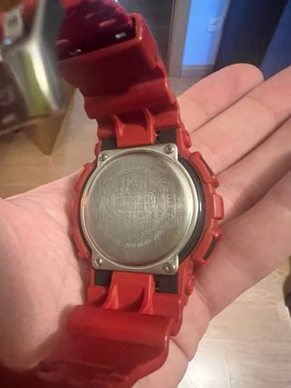 Reloj G-Shock Rojo con su caja original