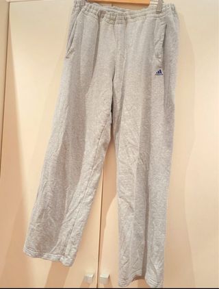 Pantalón deportivo Adidas gris Talla L