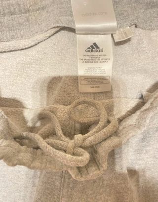 Pantalón deportivo Adidas gris Talla L