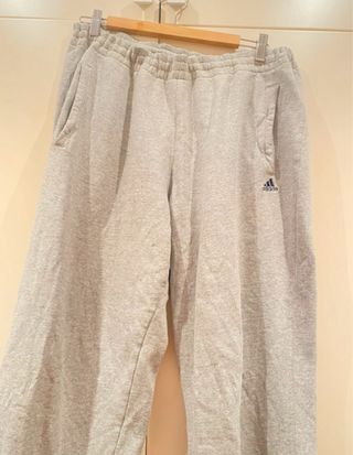 Pantalón deportivo Adidas gris Talla L