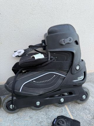 Patines en línea Oxelo Talla 44 + protecciones.