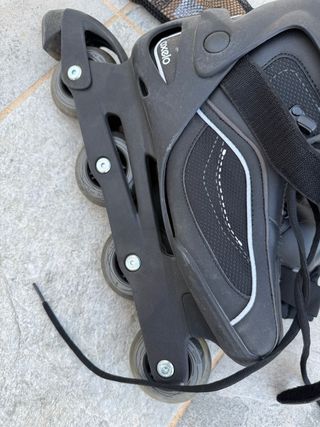 Patines en línea Oxelo Talla 44 + protecciones.