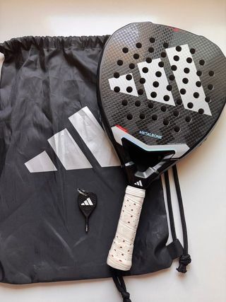 Pala de pádel Adidas Metalbone 3.4