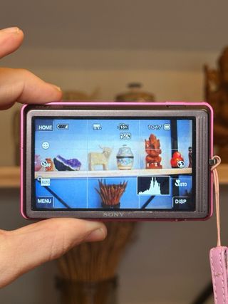 Cámara Sony CyberShot T700 Rosa 10MP