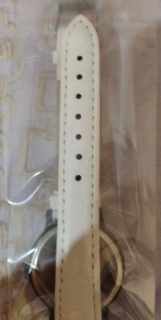 Orologio da polso con cinturino bianco