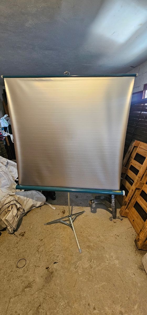 Pantalla Proyector Cotty Italiana