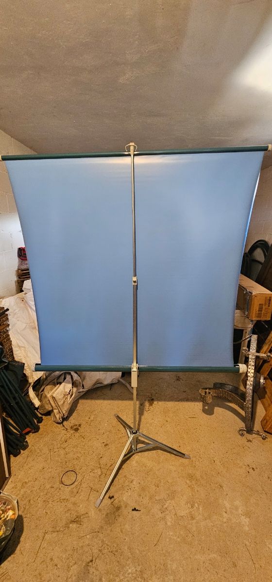 Pantalla Proyector Cotty Italiana