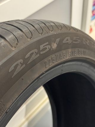 Neumático Pirelli P7 Cinturauto Seal Inside