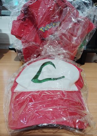 Gorra Pokémon Roja y Blanca