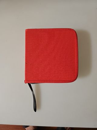 Porta CDs Rojo