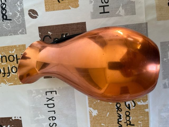 Jarra color cobre antigua MMM
