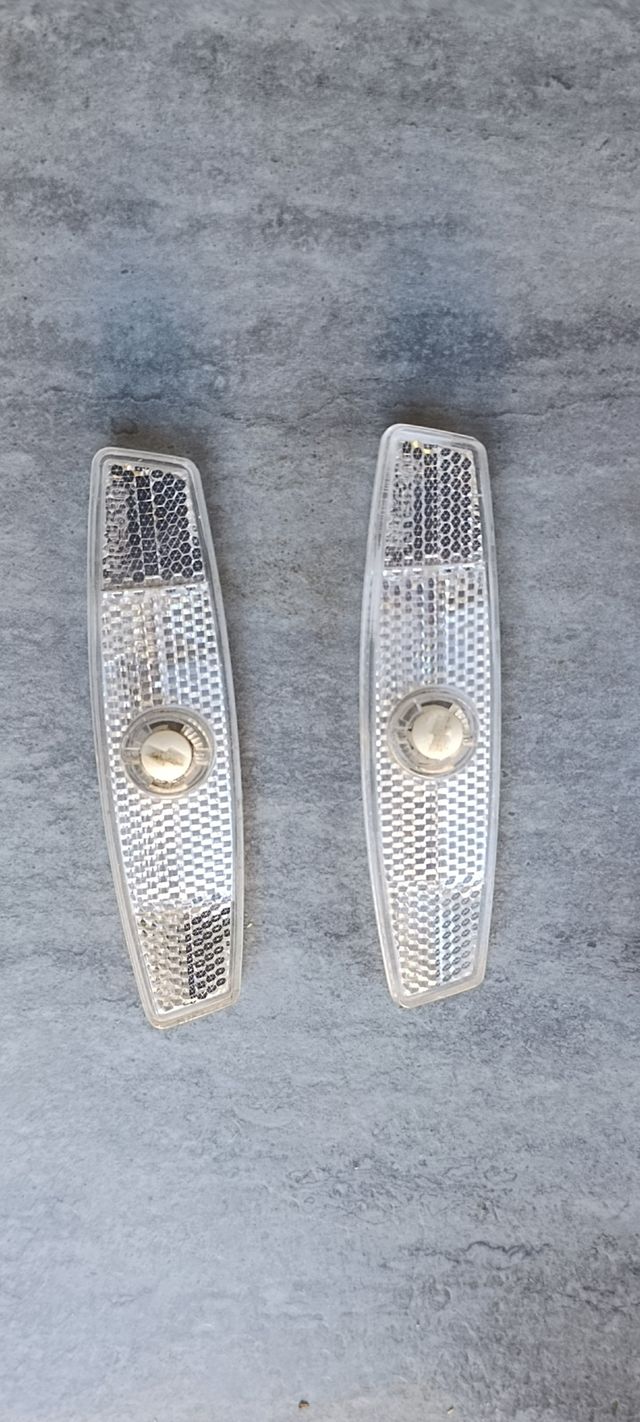 Kit de bicicleta. Luces + Timbre + Reflectantes