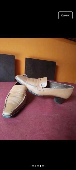 Zapatos de piel marrones