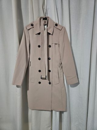 Gabardina beige media