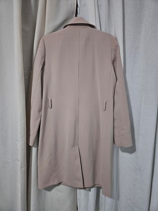 Gabardina beige media