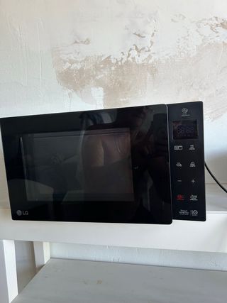 Horno Microondas LG Negro
