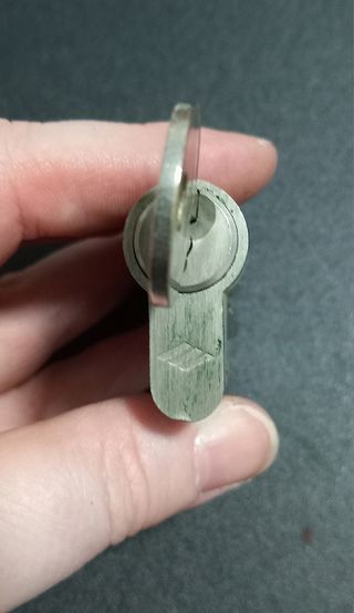 Cerradura Bombín con Llave