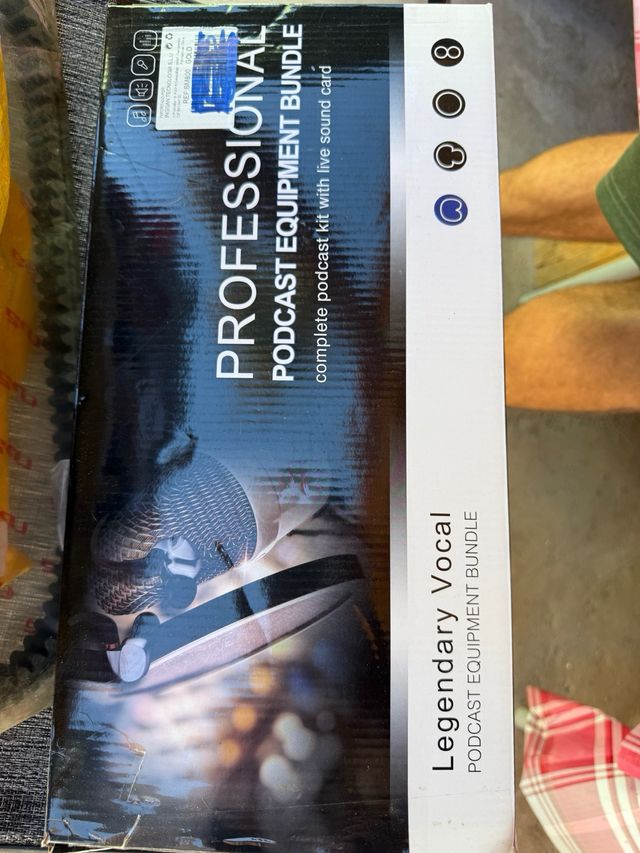 microfono vocalista generico podcast equipment