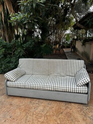 Sofá Cama Gris con Funda a Cuadros