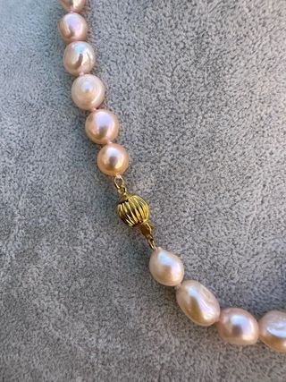 Collar corto de perlas barrocas cultivadas 43см