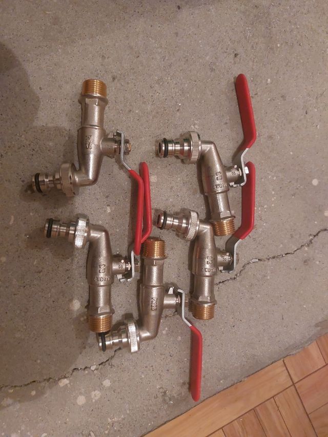 5 Grifos Latón Wurth