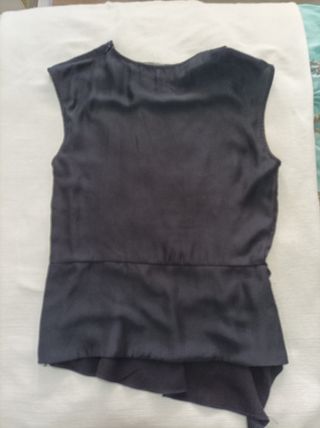 Blusa Zara Negra con Flores y Mariposas