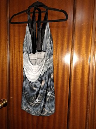 Top halter negro y gris de fiesta