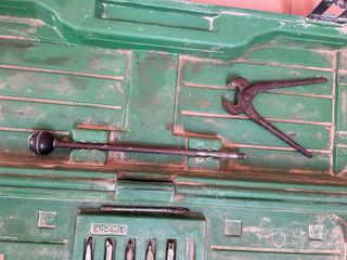 Cortador de azulejos Rubi con accesorios