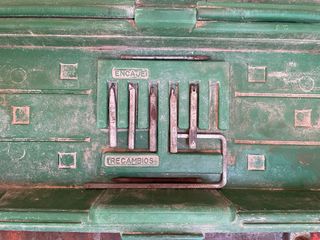 Cortador de azulejos Rubi con accesorios