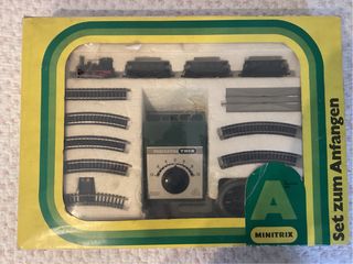 Minitrix ha impostato un treno elettrico completo