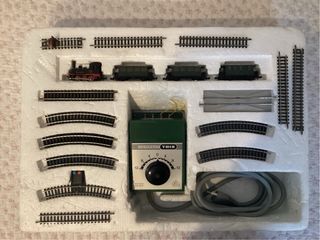 Minitrix ha impostato un treno elettrico completo