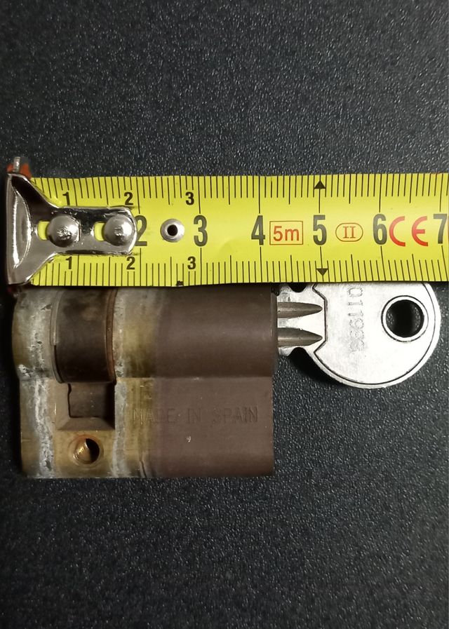 Cerradura Bombín con llave 