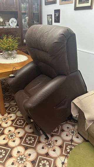 Poltrona reclinabile elettrica Relax in pelle