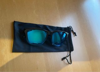 Gafas de sol Hawkers negras y azules